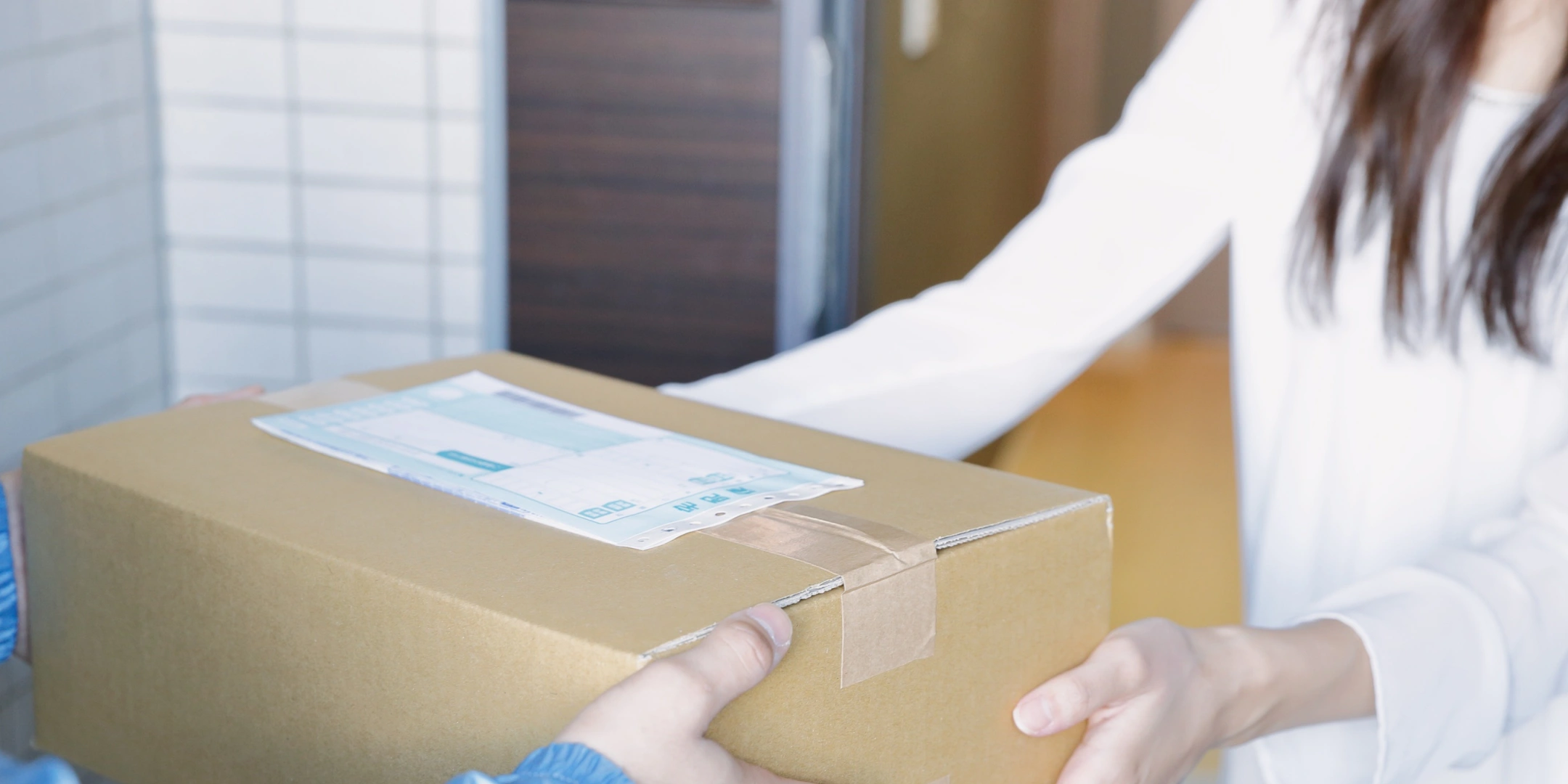 delivery-truck2.webp